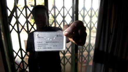 incidencias-atencion-inmigrantes-ong-restricciones_ediima20120909_0049_31